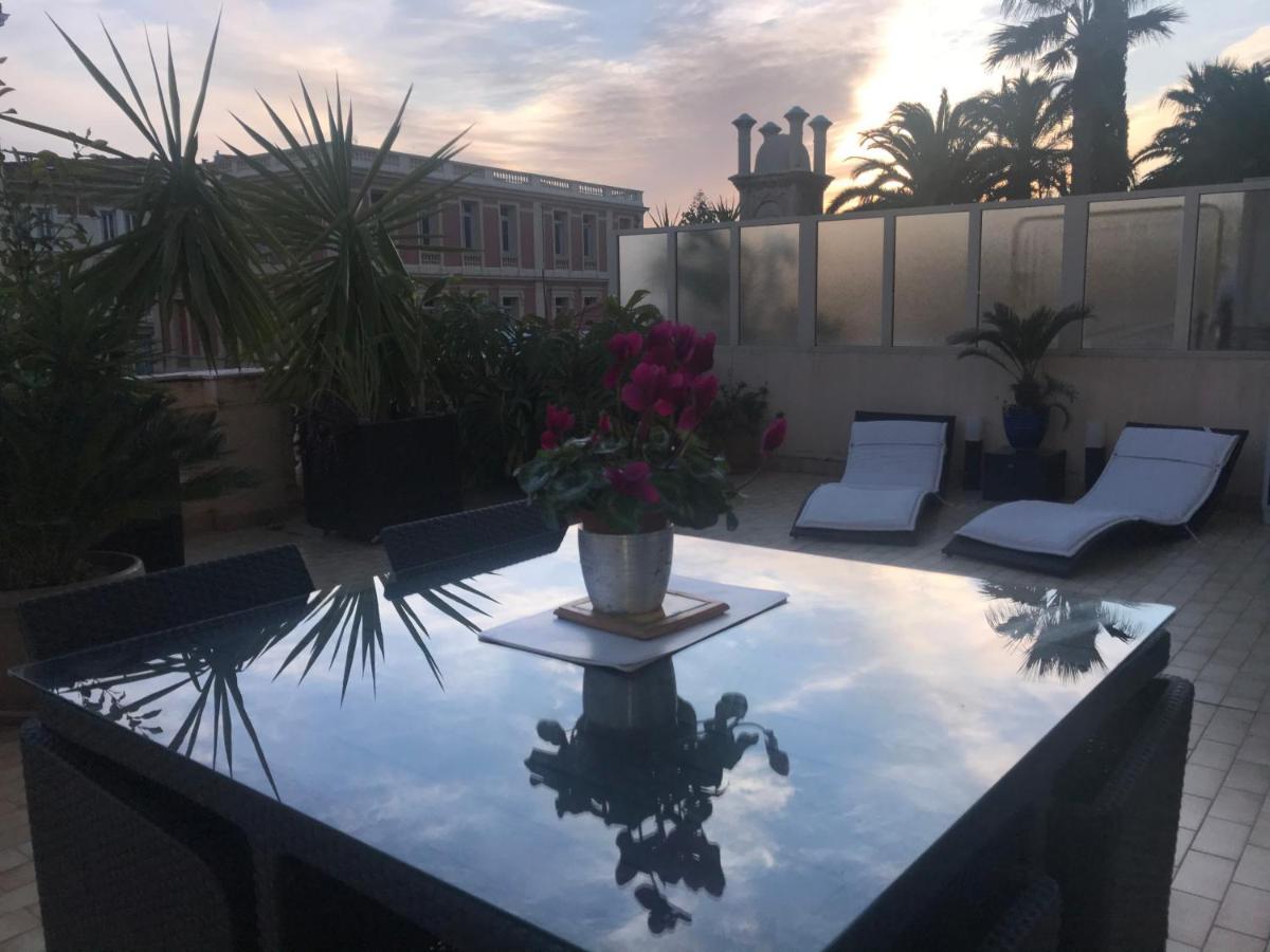 Appartement Terrasse Dans Palace Centre Ville 멍똥 외부 사진