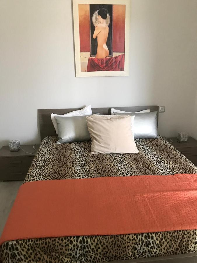 Appartement Terrasse Dans Palace Centre Ville 멍똥 외부 사진